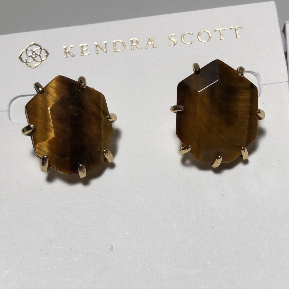 SOLD🔴Tigers Eye Morgans